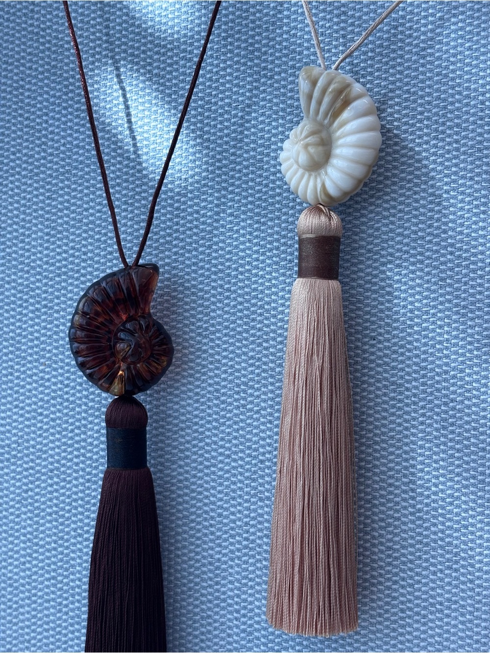 ammonites shell Tassel brown chocolate Necklace - Picture 4 of 11